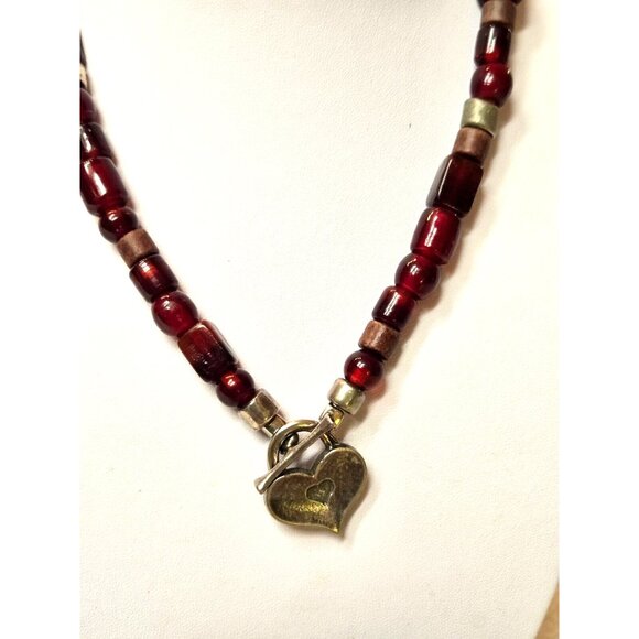 Vintage AVGAD Israeli signed Garnet Glass and Silver Bead Heart Necklace - Picture 9 of 10